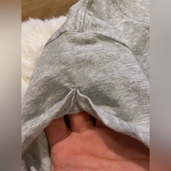 Urban Outfitters Light Gray Tie-Front Crop Top - Picture 13 of 14